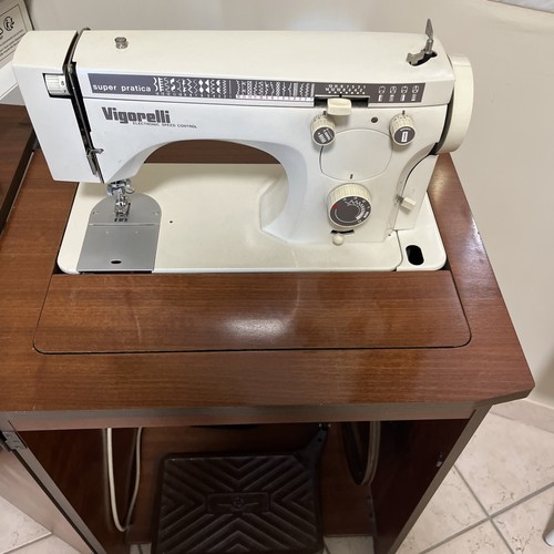 Mobile con macchina cucire - mobile,