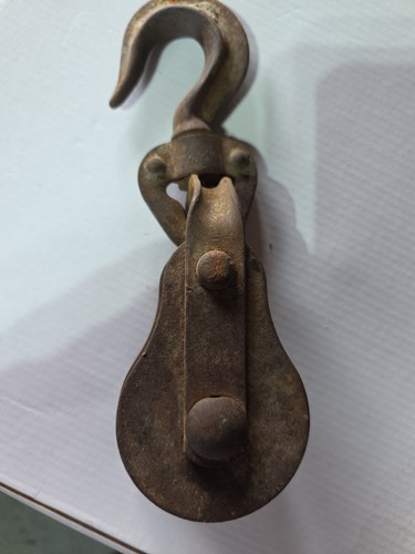 Vintage double sheave pulley - vintage,