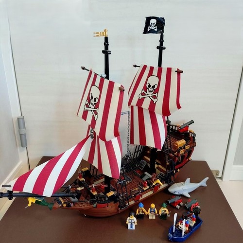 Pirates brickbeard bounty - brickbeard's,
