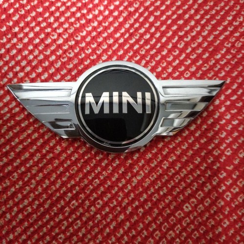Mini emblem genuine part - mini,