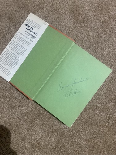 Libro copertina rigida firmato