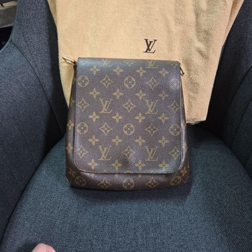 Borsa tracolla louis vuitton - a,