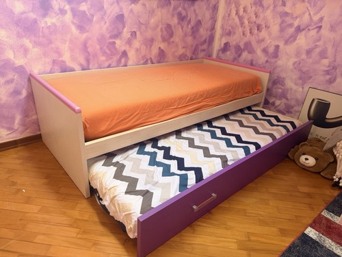 Letto singolo con - , secondo