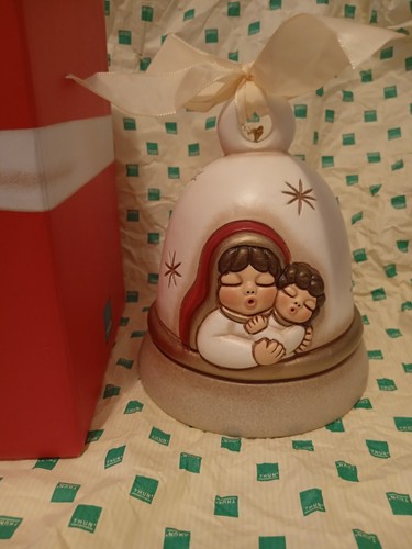 Campana grande con maria - grande,