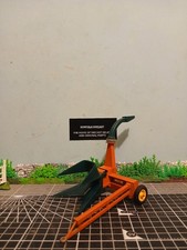 BRITAINS FARM TOYS MIETITREBBIA TRAINATA 