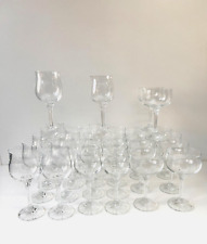 Bicchieri in cristallo di Boemia Cecoslovacchia con intaglio vintage set. 30 pz.