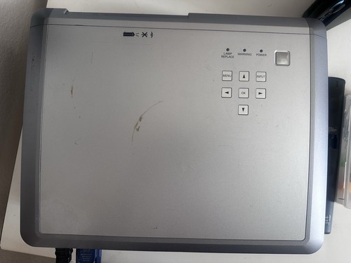 Sanyo projector plv 720p - projector, plv-z4