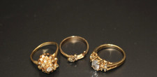 Usato: tre anelli placcati oro