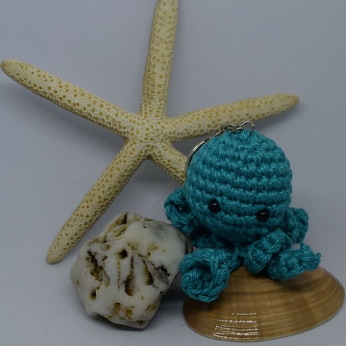 Portachiavi amigurumi forma - , di