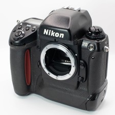 Nikon F5 35mm Film Camera Body