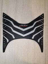 Tappetino Nero con Dettagli