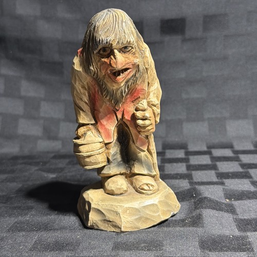 Statua arte troll norvegese