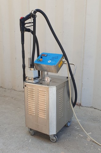 Generatore vapore stiro - di,