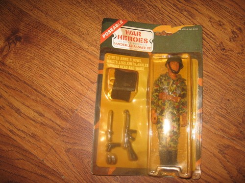 Vtg lion rock mego world - vtg, war
