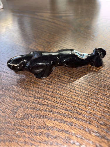 Pantera nera stalking ceramica
