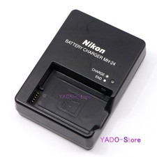 Caricabatteria originale Nikon MH-24 usato per D3200 D3400 D5300 D5500 D5600 Df EN-EL14a