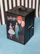 Mobile casa delle bambole in