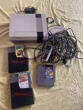 Console vintage Nintendo Entertaiment System Control Deck 1985 Con 3 Giochi