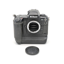 Nikon D1X 5.3MP 2" Display