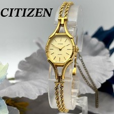 Orologio da donna ovale in oro