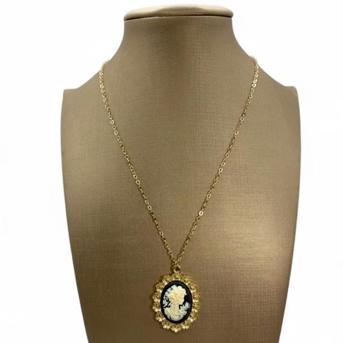 Collana stile vintage - in,