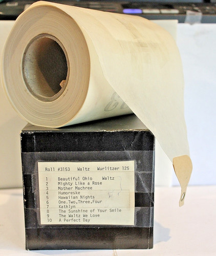 Wurlitzer style 125 - 125, band