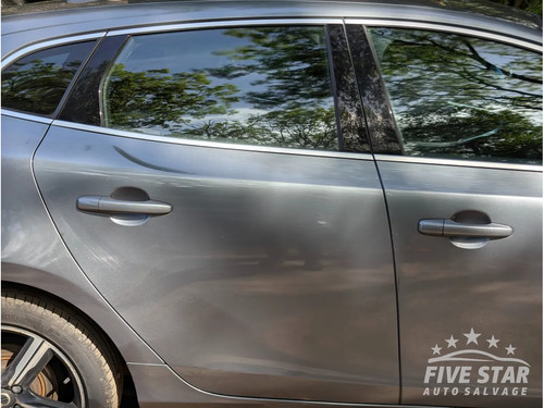 Volvo v40 porta - porta, posteriore