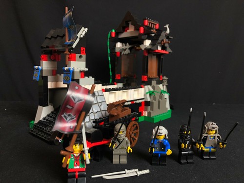Lego 6089 stone tower - 6089,