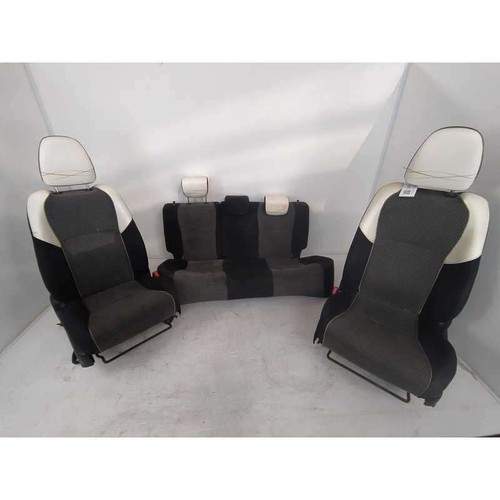 Tappezzeria pelle toyota - in,