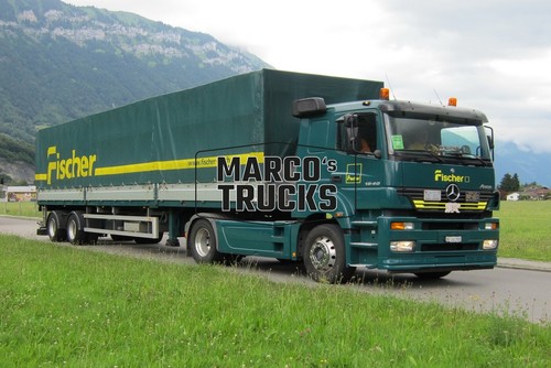 Foto camion mercedes - foto,