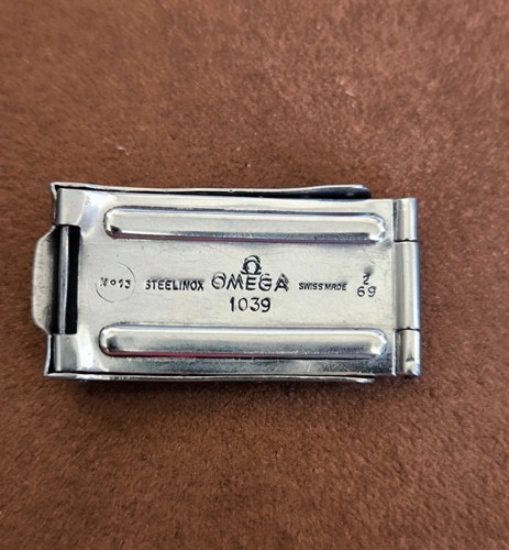 Omega speedmaster chiusura
