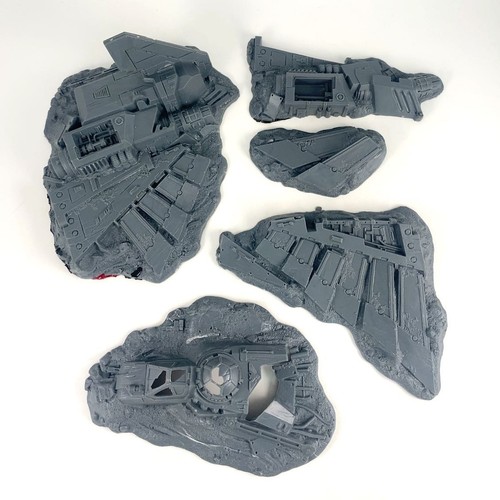 Crashed aquila lander - crashed,