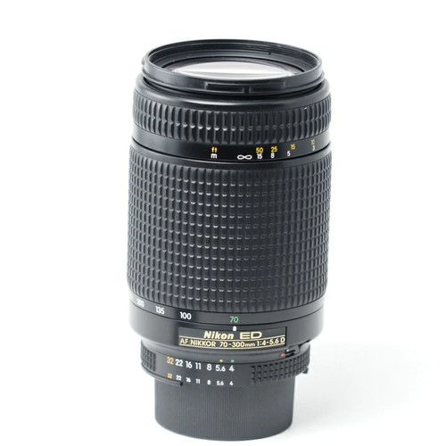 Nikon nikkor 70 300mm - ai,