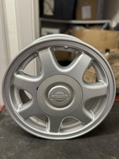 Cerchio in lega Nissan Sunny