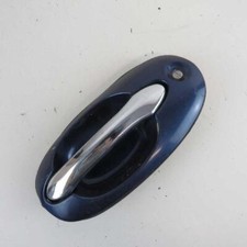 Maniglia porta interna anteriore rh K53A58410 per KIA CARNIVAL MK1 1998-2006 usata (76166)