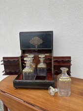 Armadietto Bar Con 4 Bottiglie 