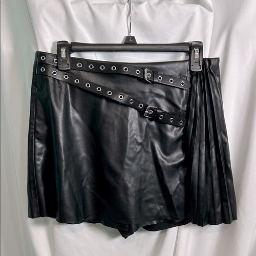 Zara pantaloncino moto - zara,