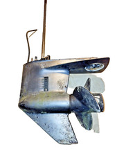 Vendo Piede completo di elica x Fuoribordo Mariner Magnum4 