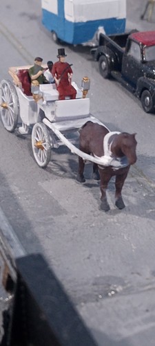 Cavallo carrozza - e,