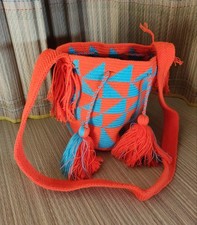 Borsa media Wayuu, fatta a