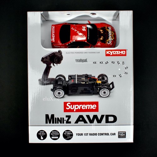Nuova con etichette supreme - con,