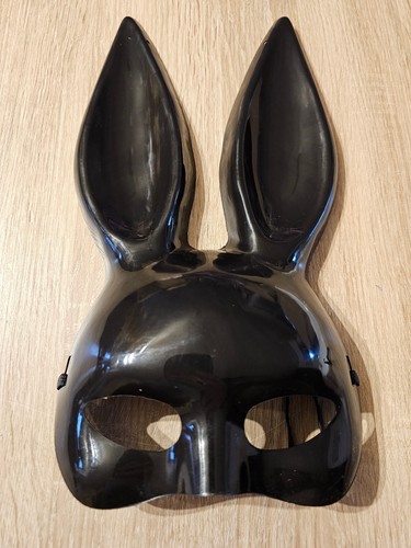 Maschera coniglio nera