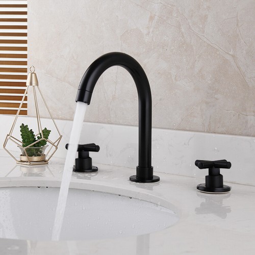 Rubinetto miscelatore lavabo