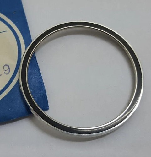 Nos original seiko - original, bezel