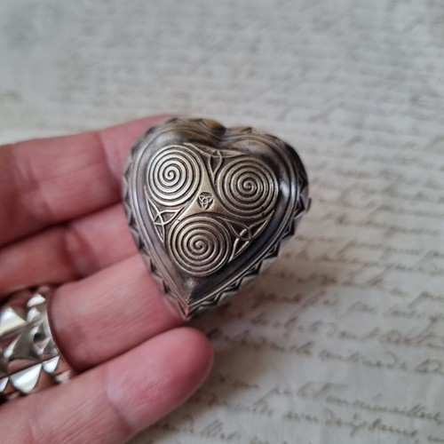 Broche kelt bijou breton - kelt, coeur