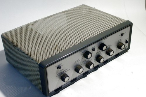 Raro amplificatore valvolare