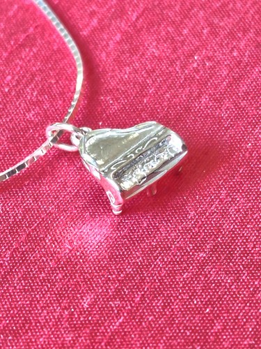 Collana con ciondolo