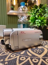 👉 Videocamera Canon LEGRIA