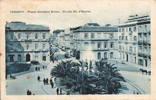 de132 cartolina taranto piazza giordano bruno sfondo di via d'acquino