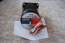 VEXTA PH268-E2.3B MOTORE PASSO-PASSO 2 FASI 1.8/STEP DC2.3A STOCK K51